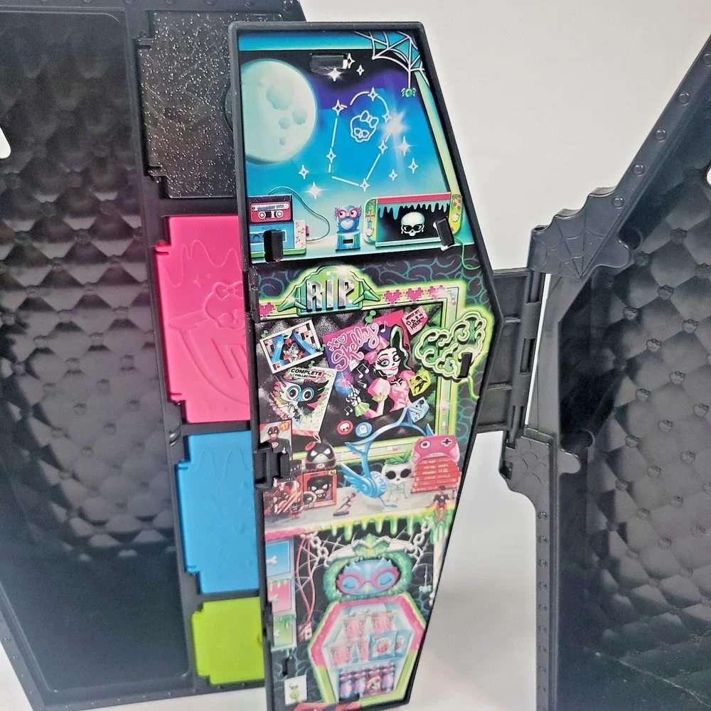 Monster High Skulltimate Secrets: Neon Frights Lot of 2 Lockers Only